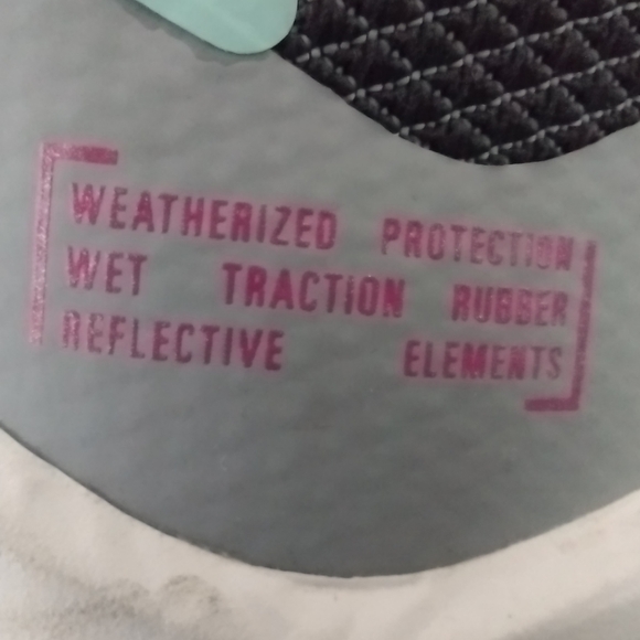 Nike Women's Winflo 7 Shield Running Shoes Size 8 - Picture 5 of 9